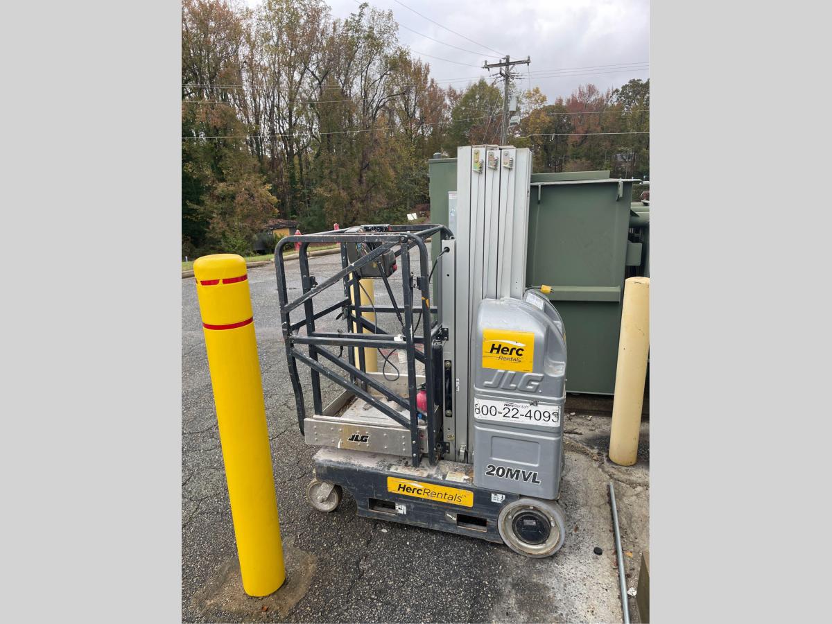 2018 JLG 20MVL