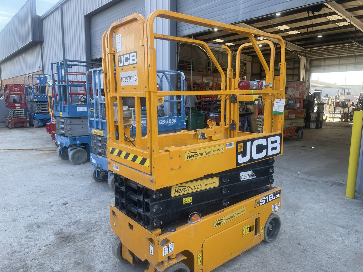 2022 JCB S1930E-3