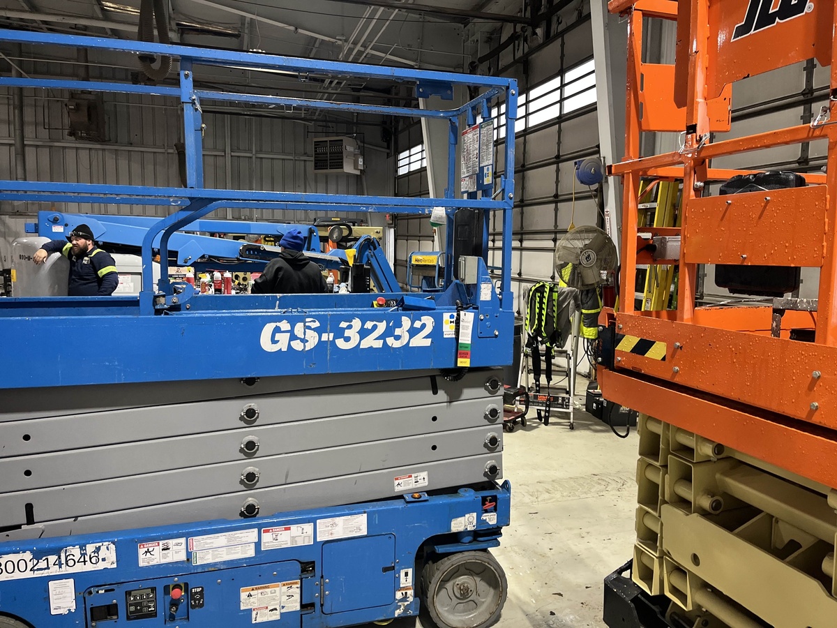 2018 Genie GS-3232-6