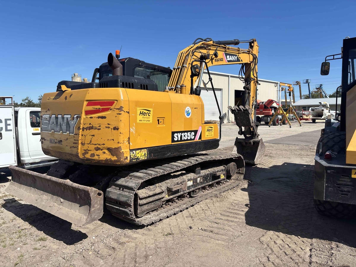 2022 Sany SY135C-4