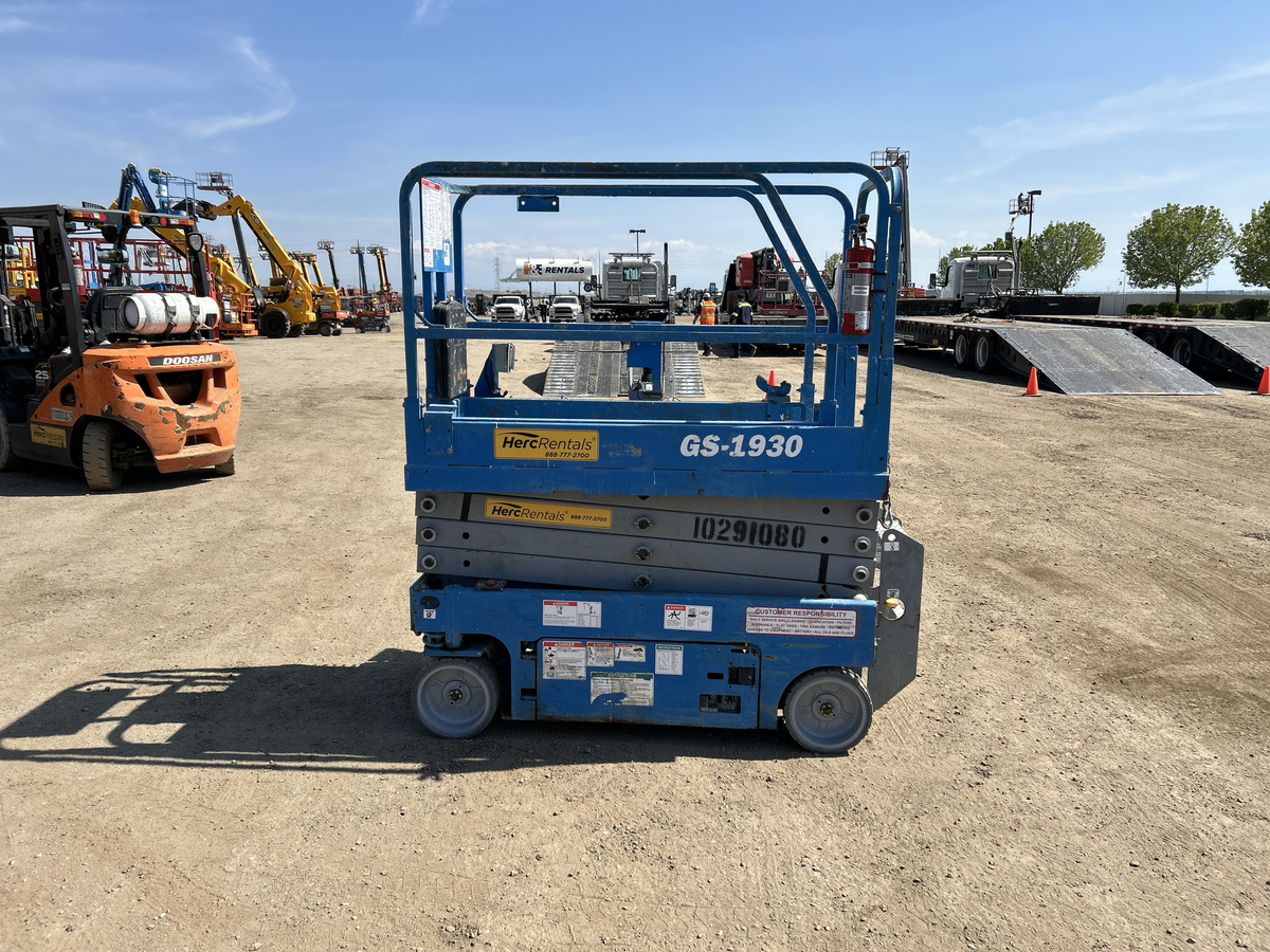 2019 Genie GS-1930