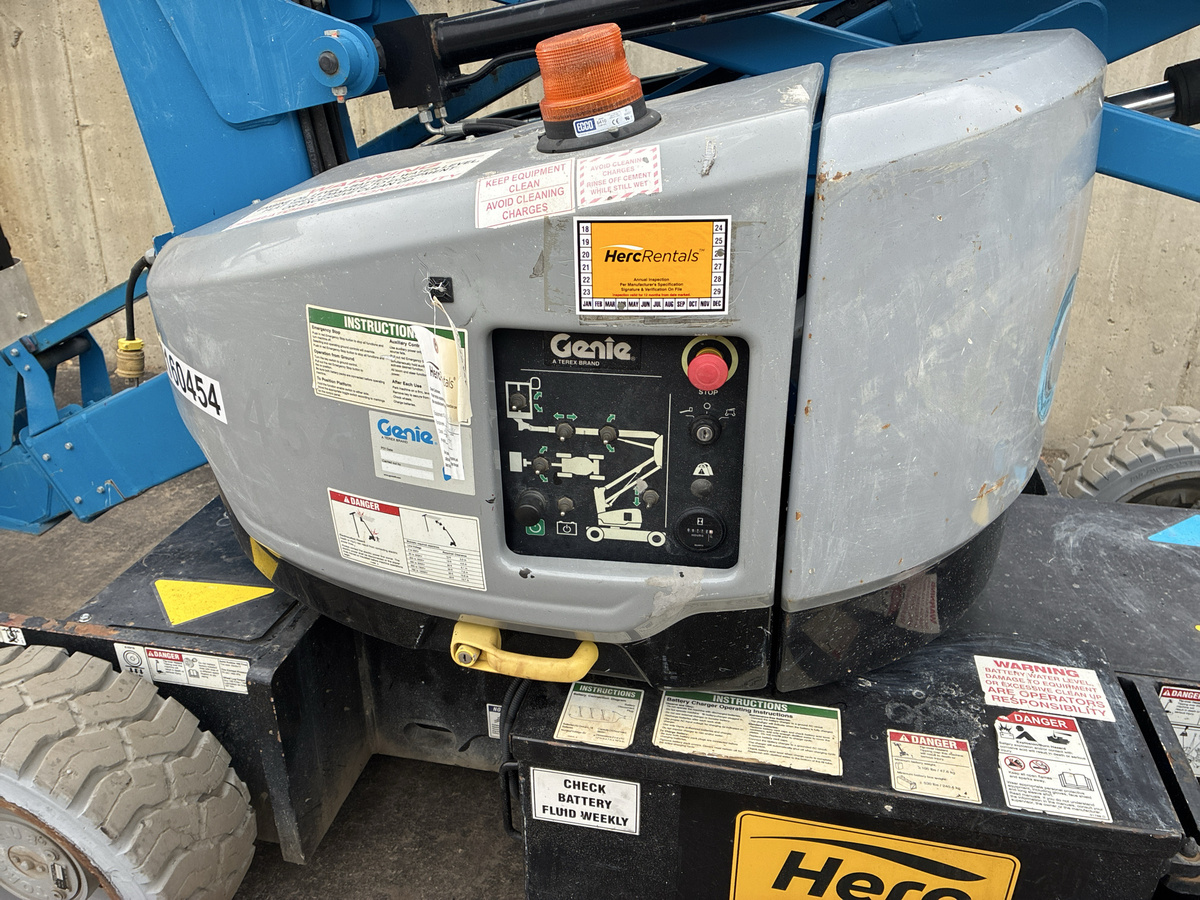 2017 Genie Z-33/18-7