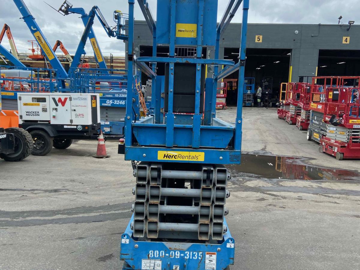 2016 Genie GS-3232-3
