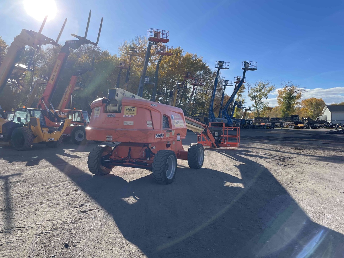 2018 JLG 660SJ-4