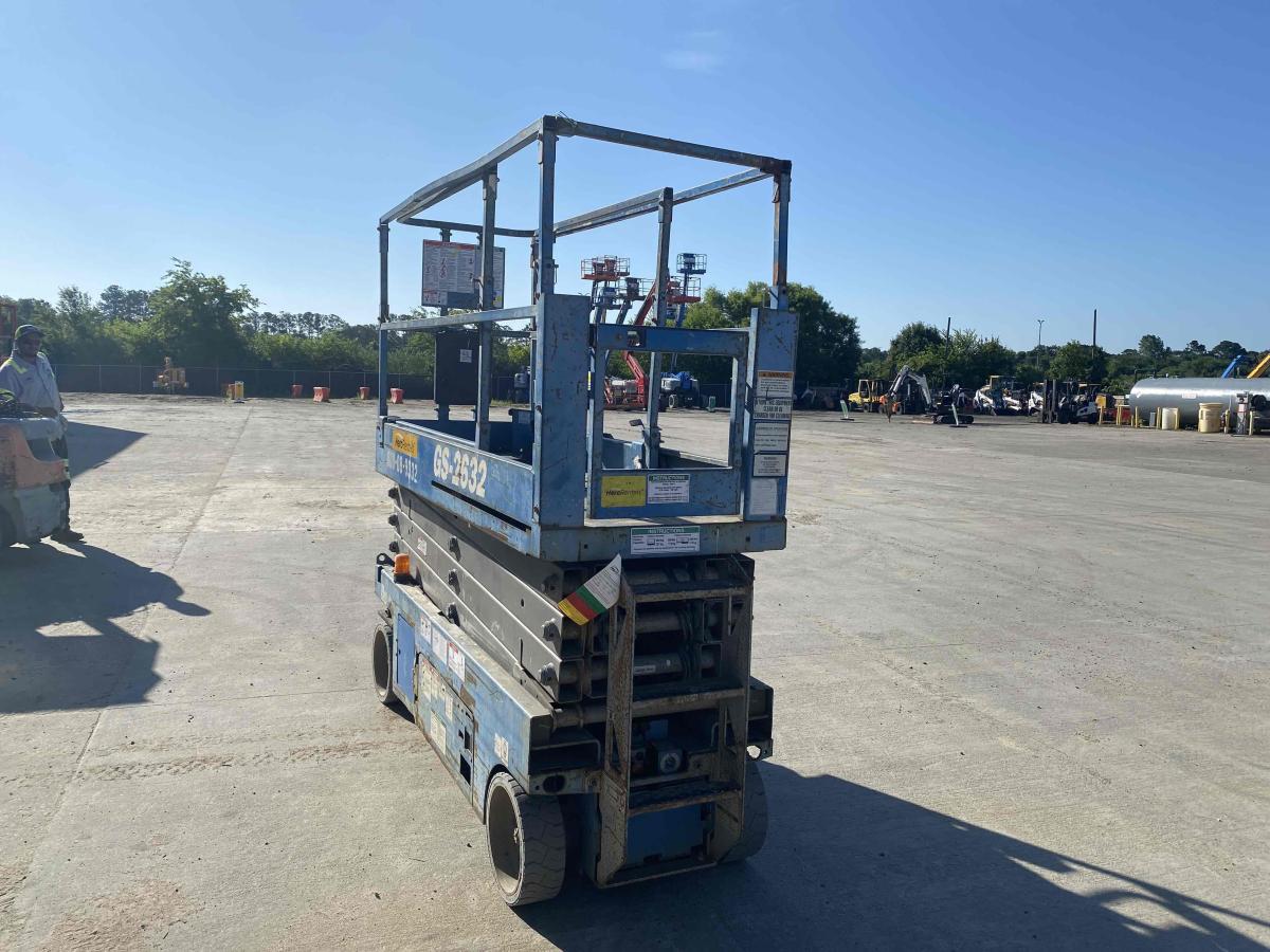 2016 Genie GS-2632-4