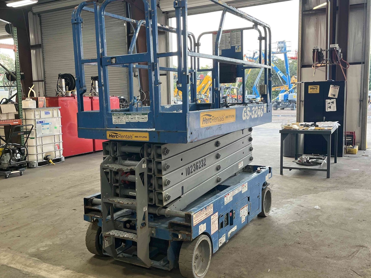 2018 Genie GS-3246-5
