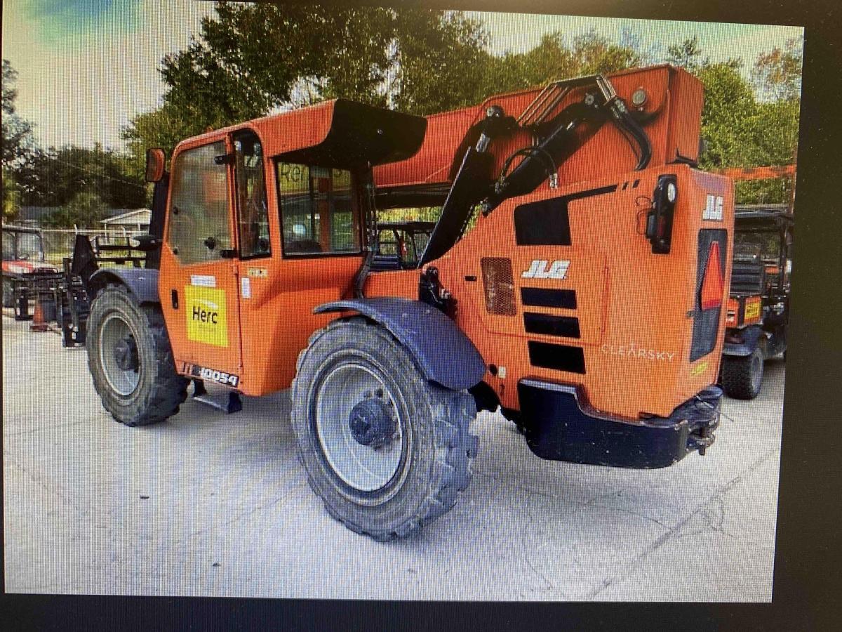 2018 SkyTrak 10054