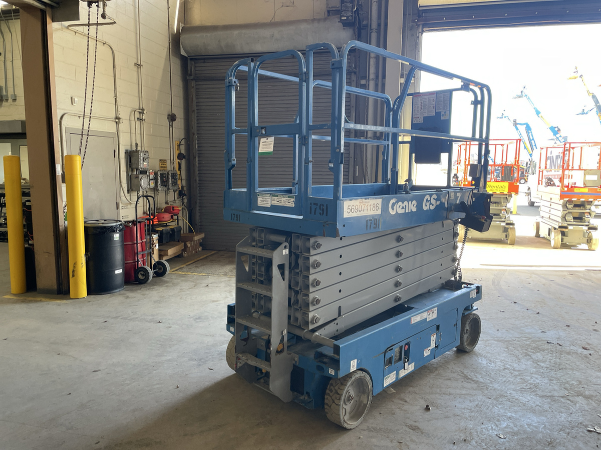 2017 Genie GS-4047-3