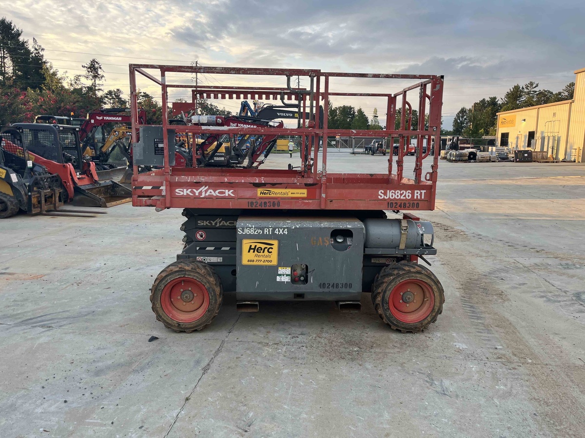 2018 Skyjack SJ-6832RT-8