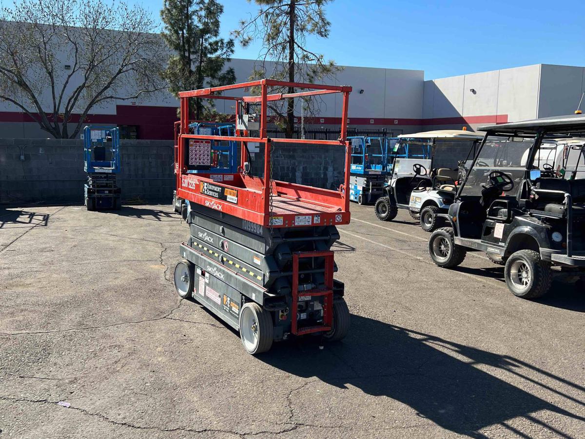 2016 Skyjack SJ3226