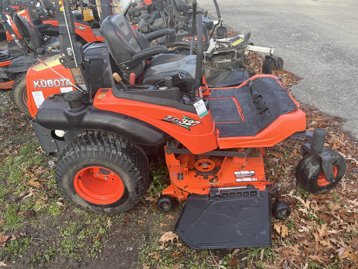 2020 Kubota ZG327PA-60-2