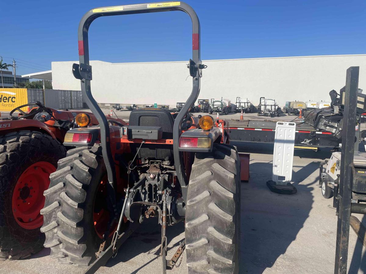2017 Kubota L4701