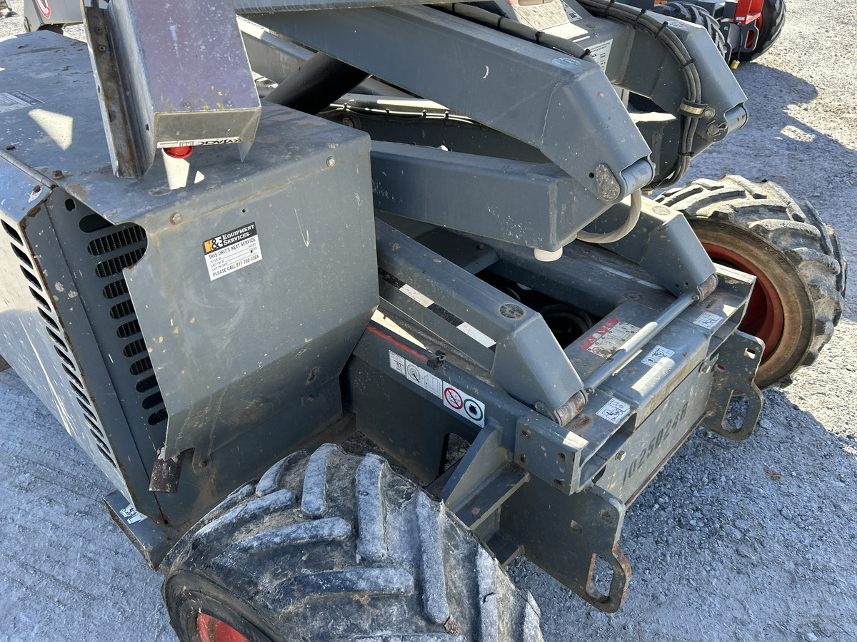 2018 Skyjack SJ-6832RT-17