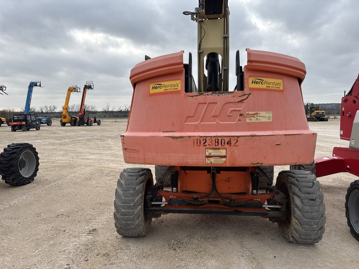 2018 JLG 660SJ-4