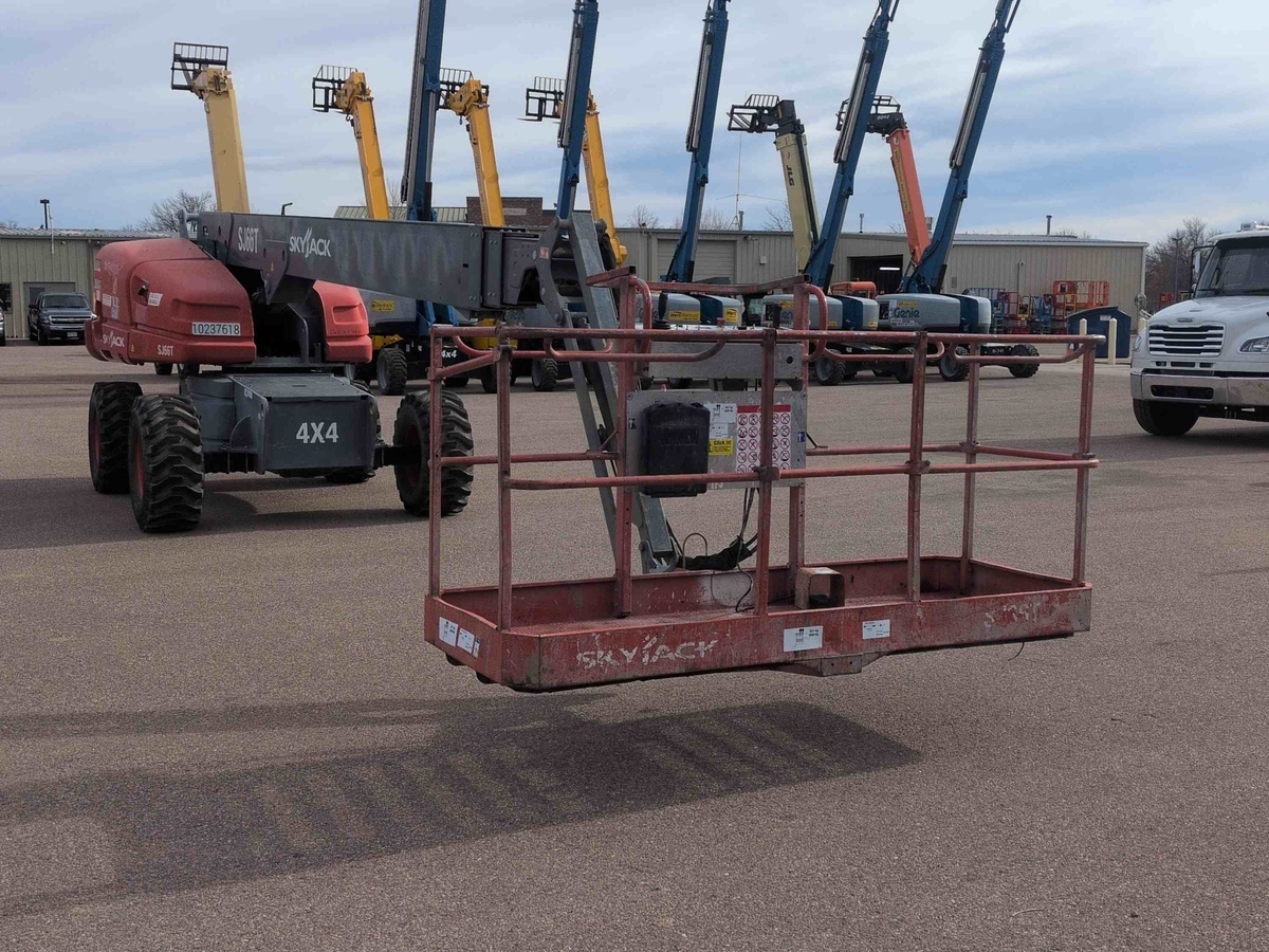 2018 Skyjack SJ66 T