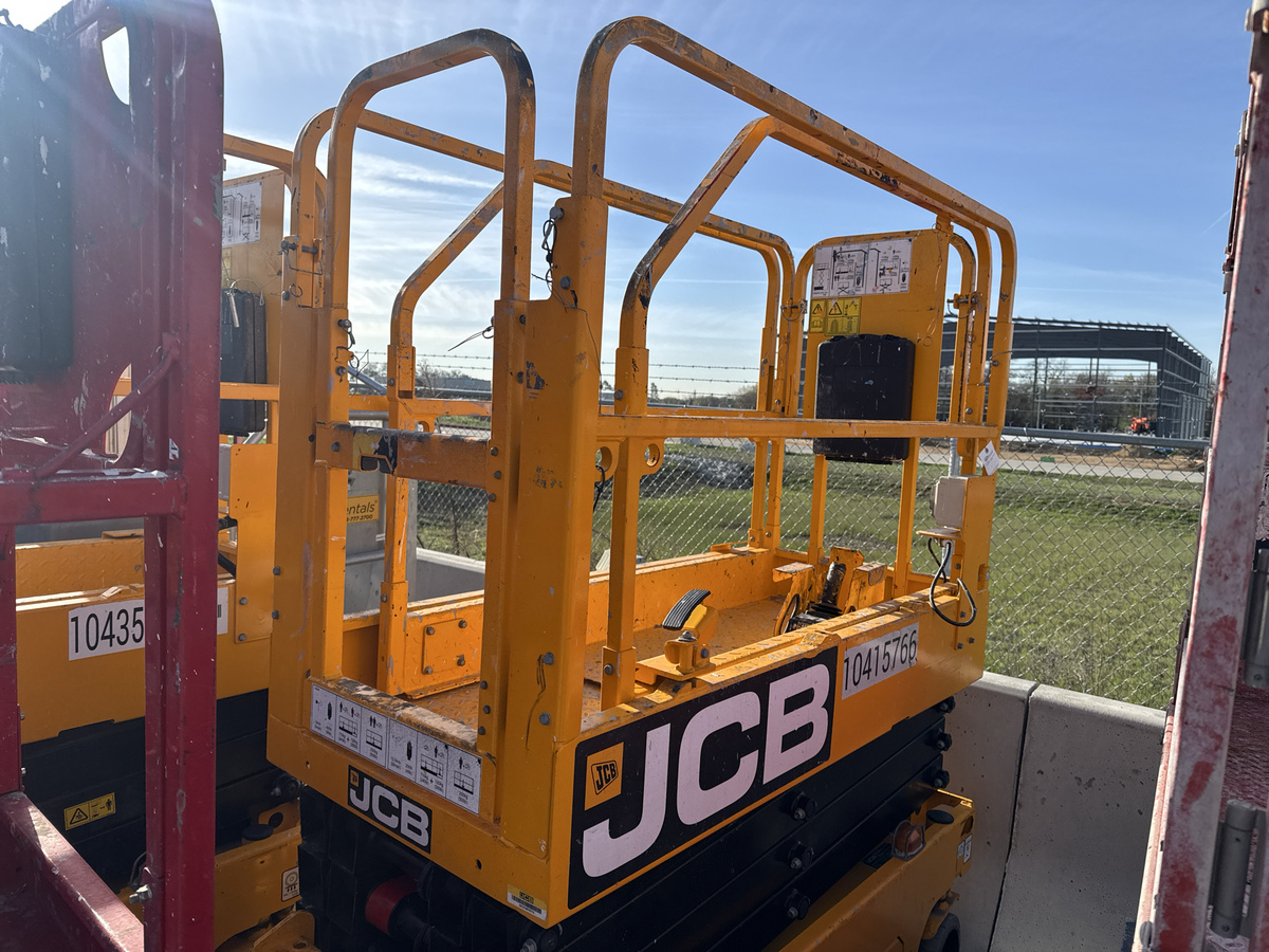 2023 JCB S1930E-11