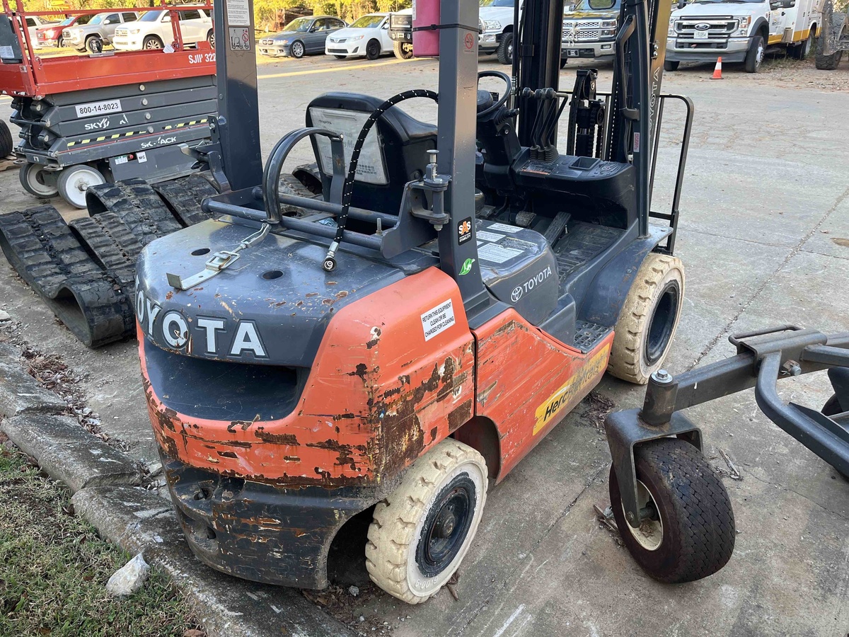 2019 Toyota 8FGU25-2