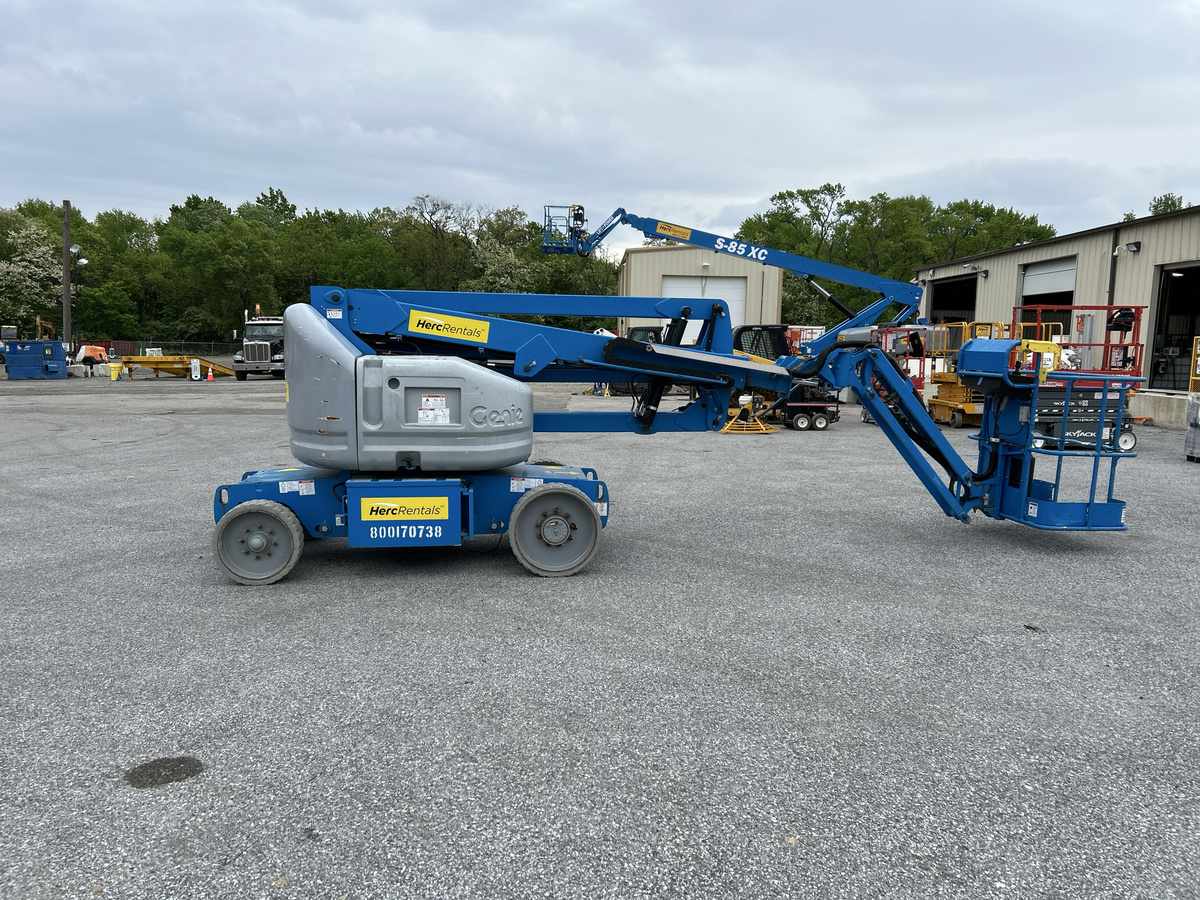 2017 Genie Z-40/23 N