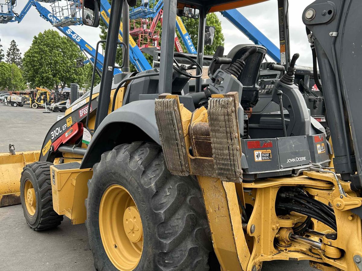 2019 John Deere 310-3