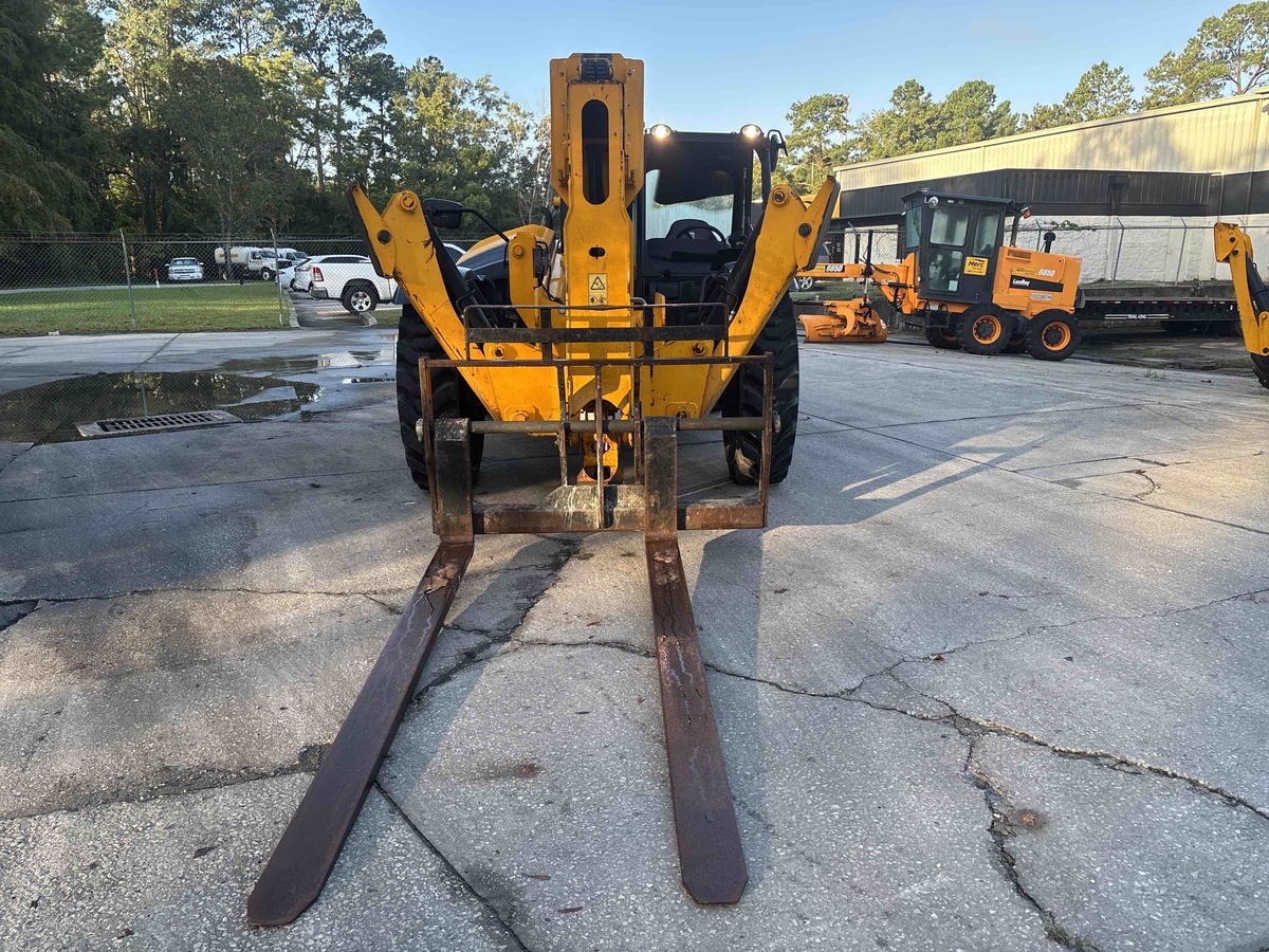 2022 JCB 512-56-3