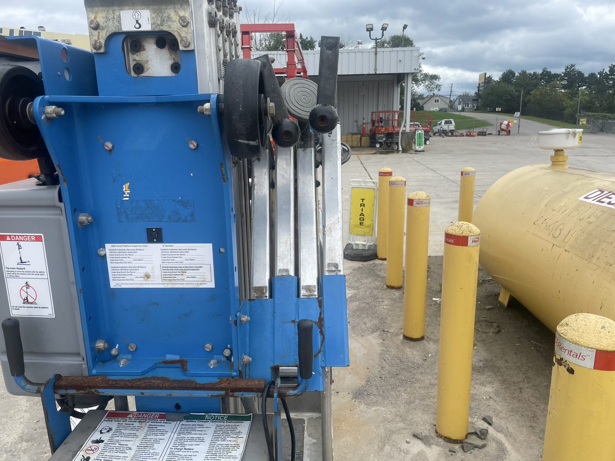 2018 Genie AWP-25S-6