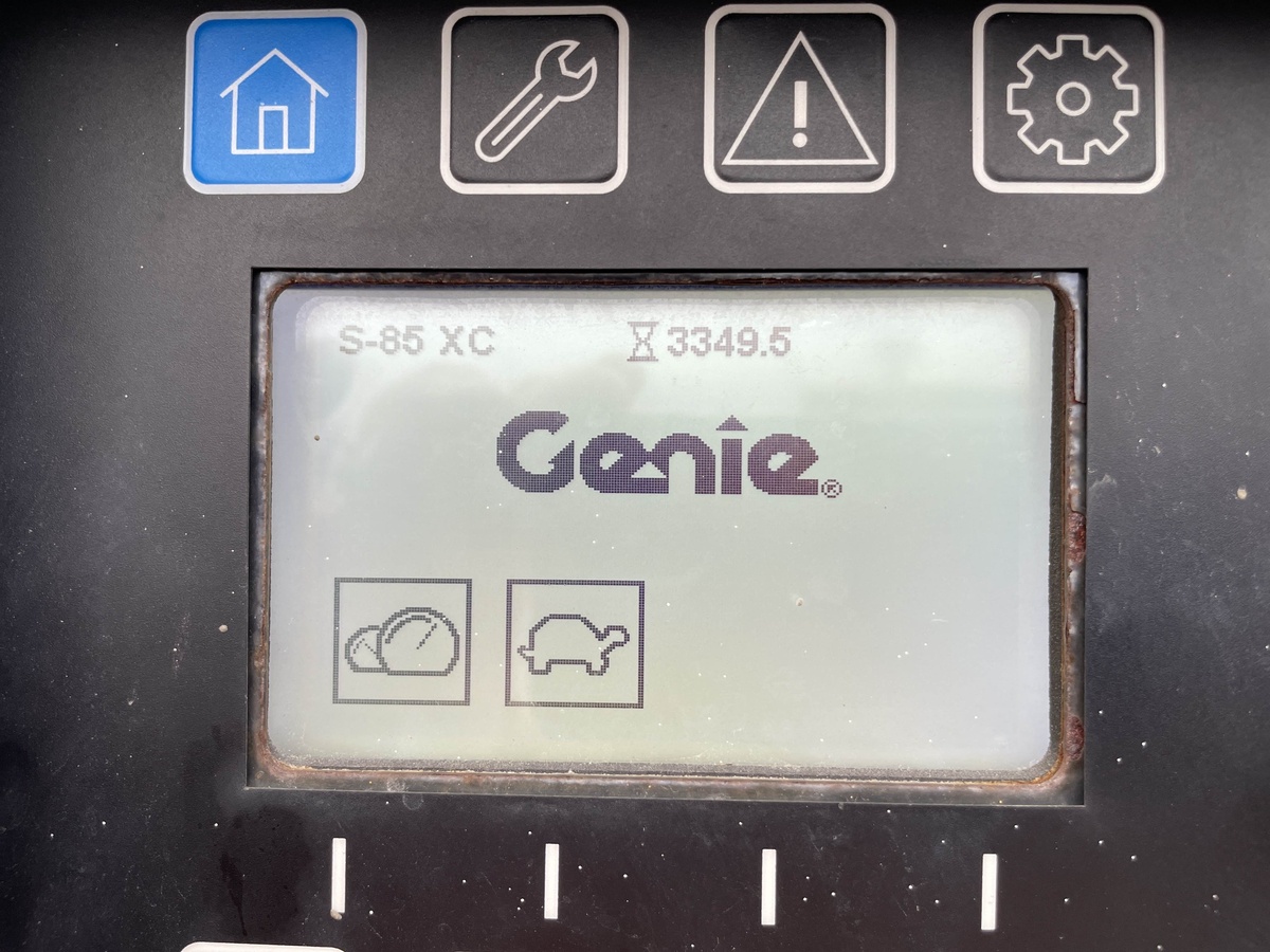 2018 Genie S-85-6
