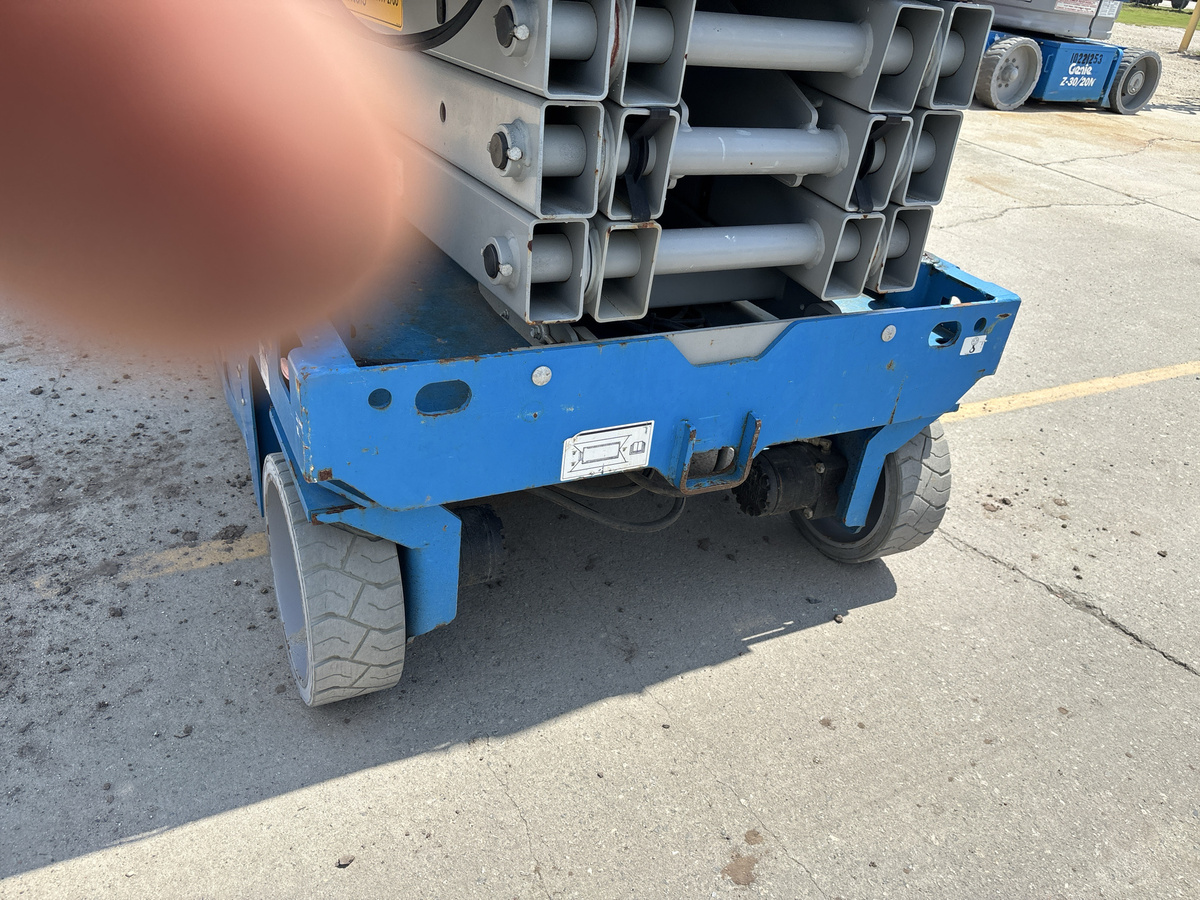 2017 Genie GS-2646-12