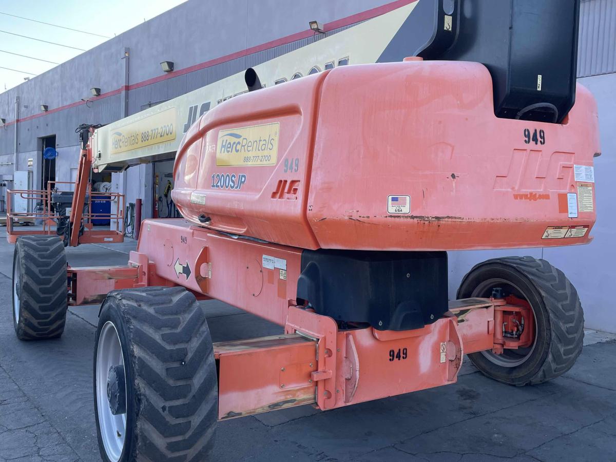 2006 JLG 1200SJP