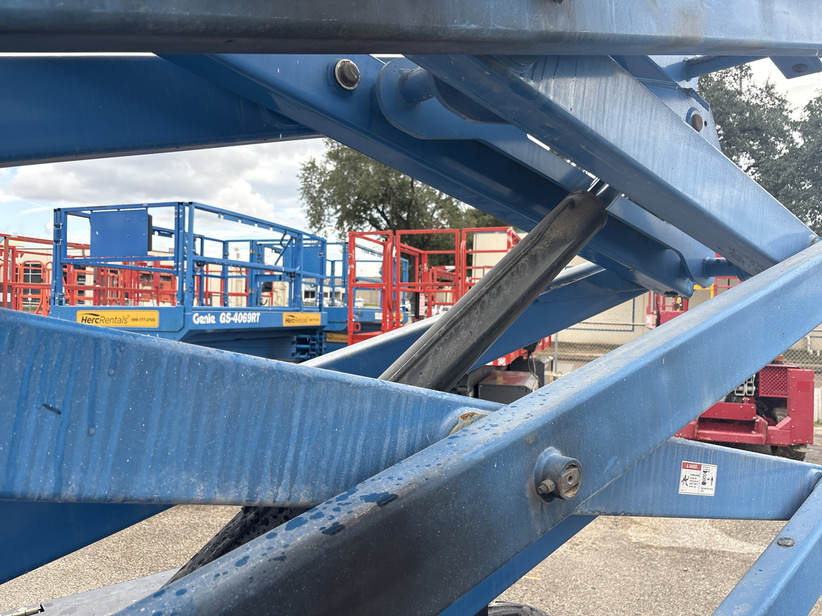 2018 Genie GS-4069 RT-10