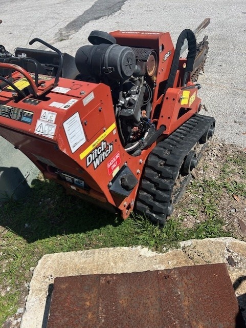 2019 Ditch Witch C24X-2