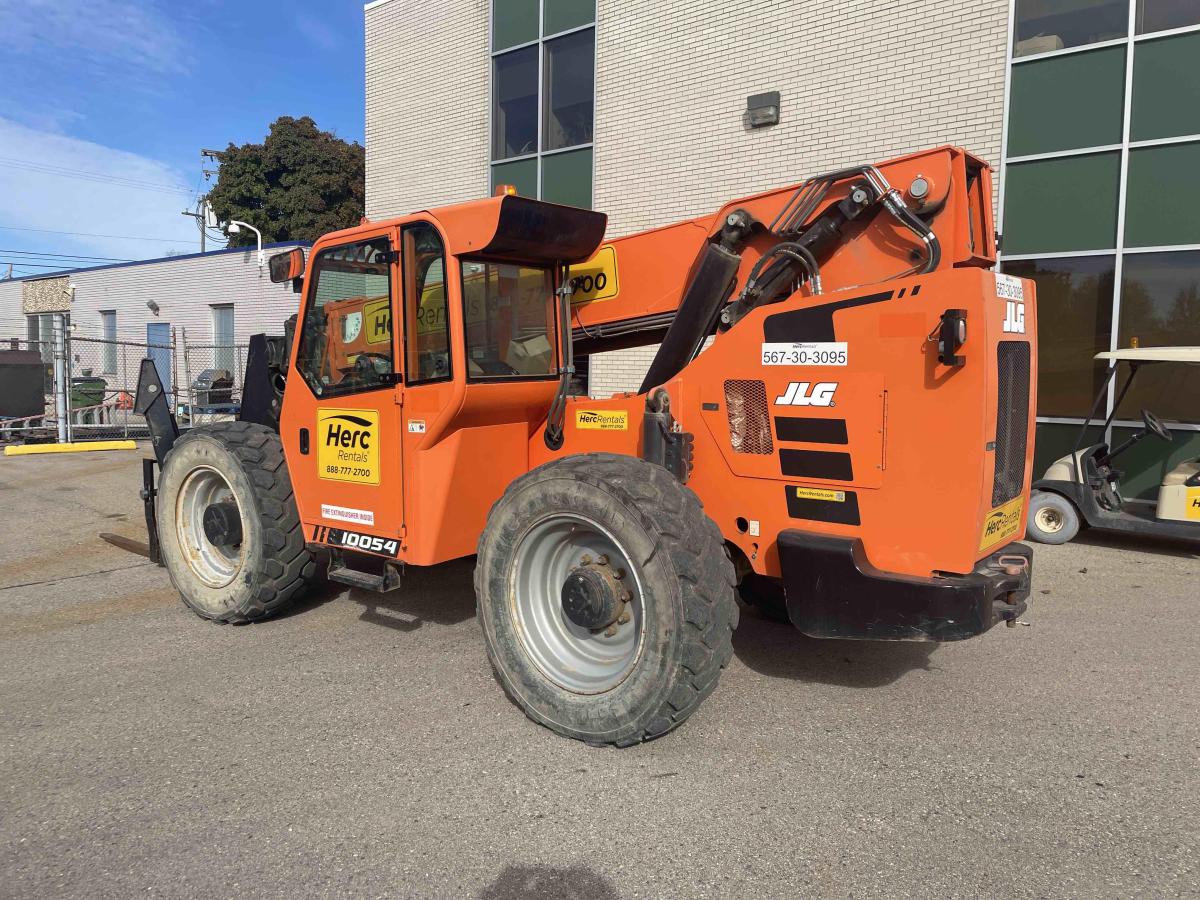 2018 SkyTrak 10054