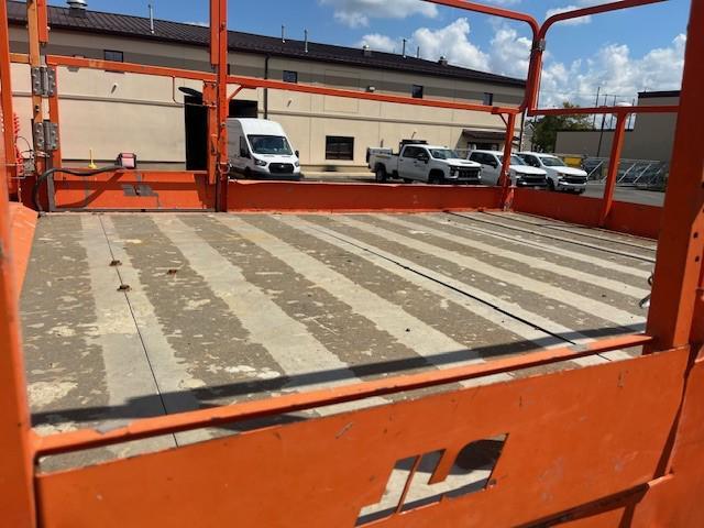 2017 JLG 4394RT-4