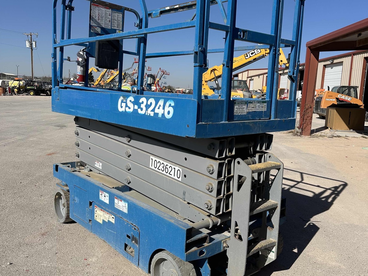 2018 Genie GS-3246-5