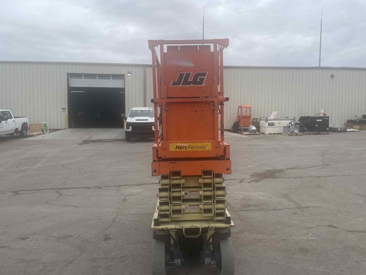 2016 JLG 2632ES