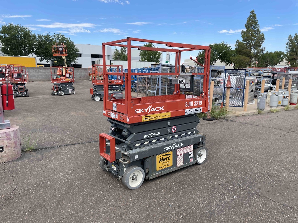 2017 Skyjack SJ3219-3