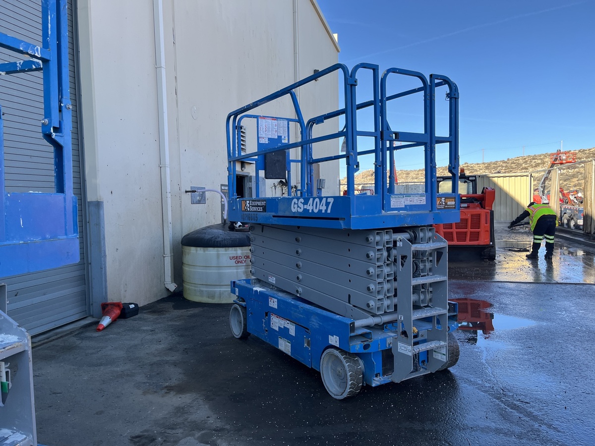 2017 Genie GS-4047-7
