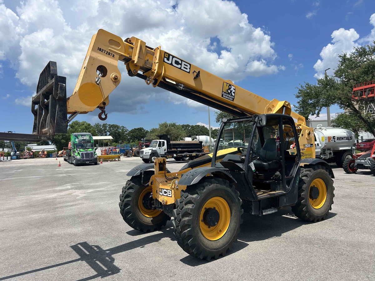2019 JCB 509-42