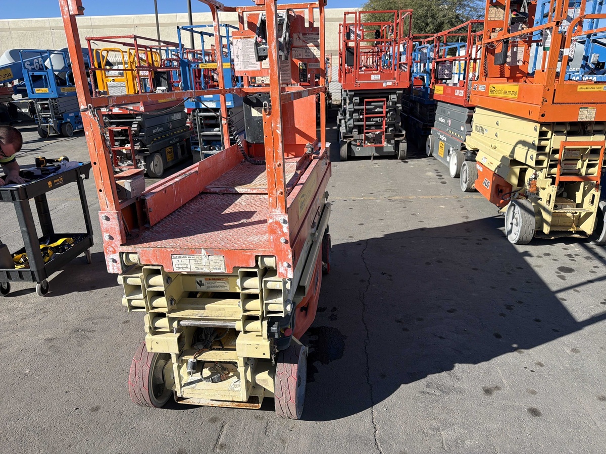 2018 JLG 1930ES-2