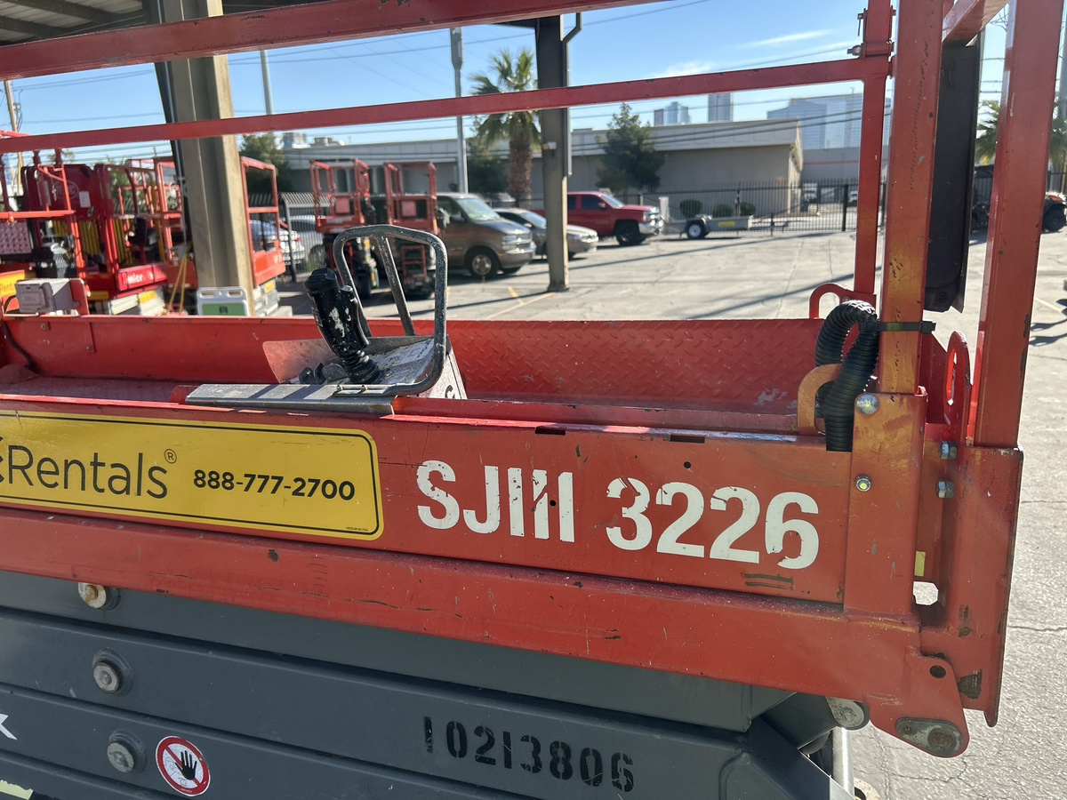 2017 Skyjack SJ3226-22