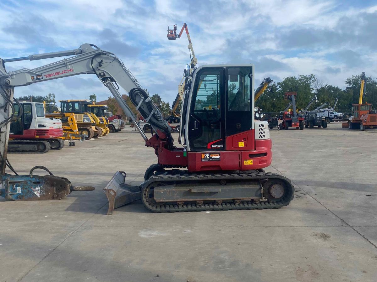 2020 Takeuchi TB280FR