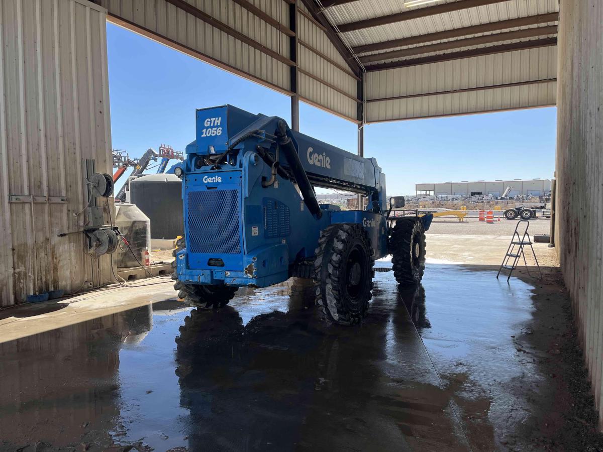 2018 Genie GTH-1056