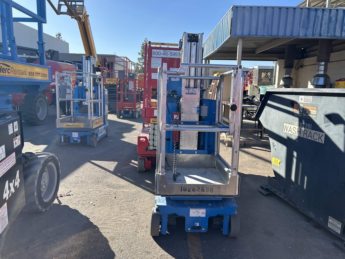 2018 Genie GR-20-8