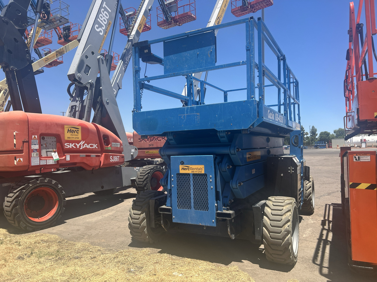 2019 Genie GS-4390 RT-4