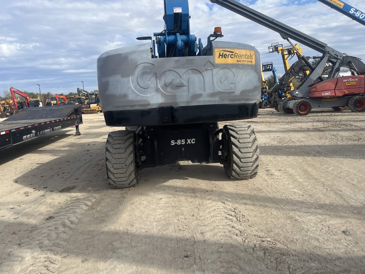 2018 Genie S-85-5