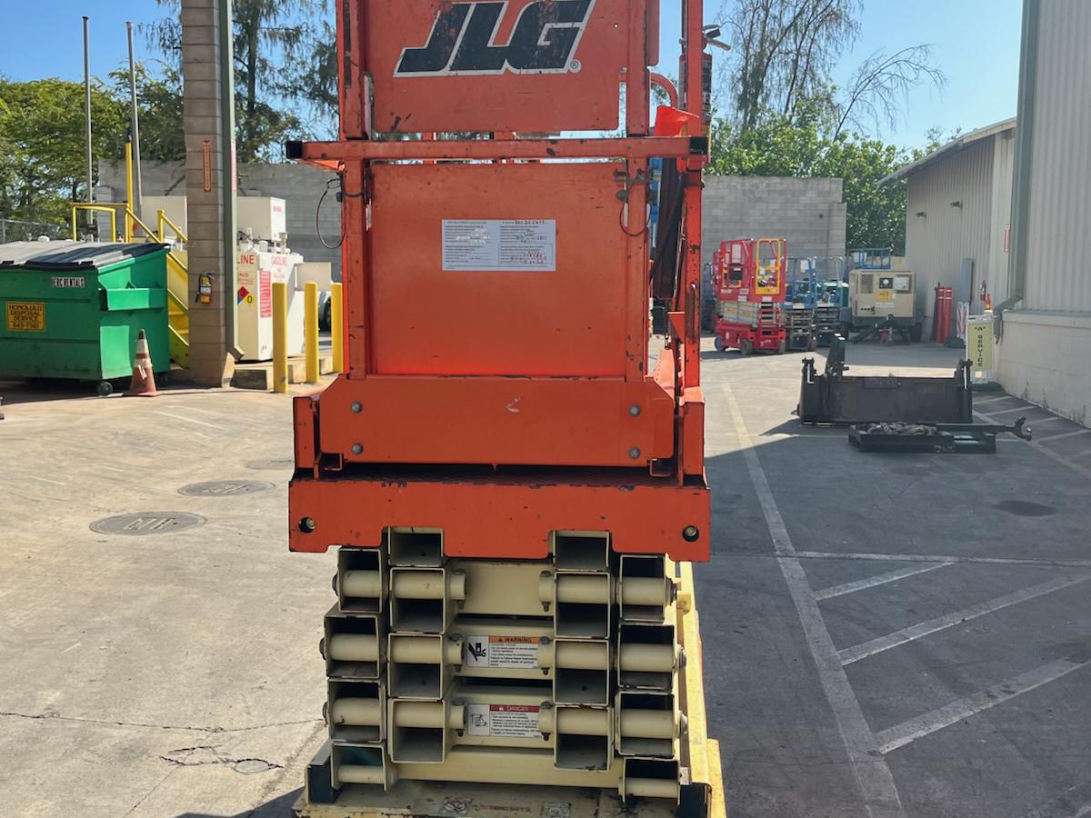 2018 JLG 2632ES