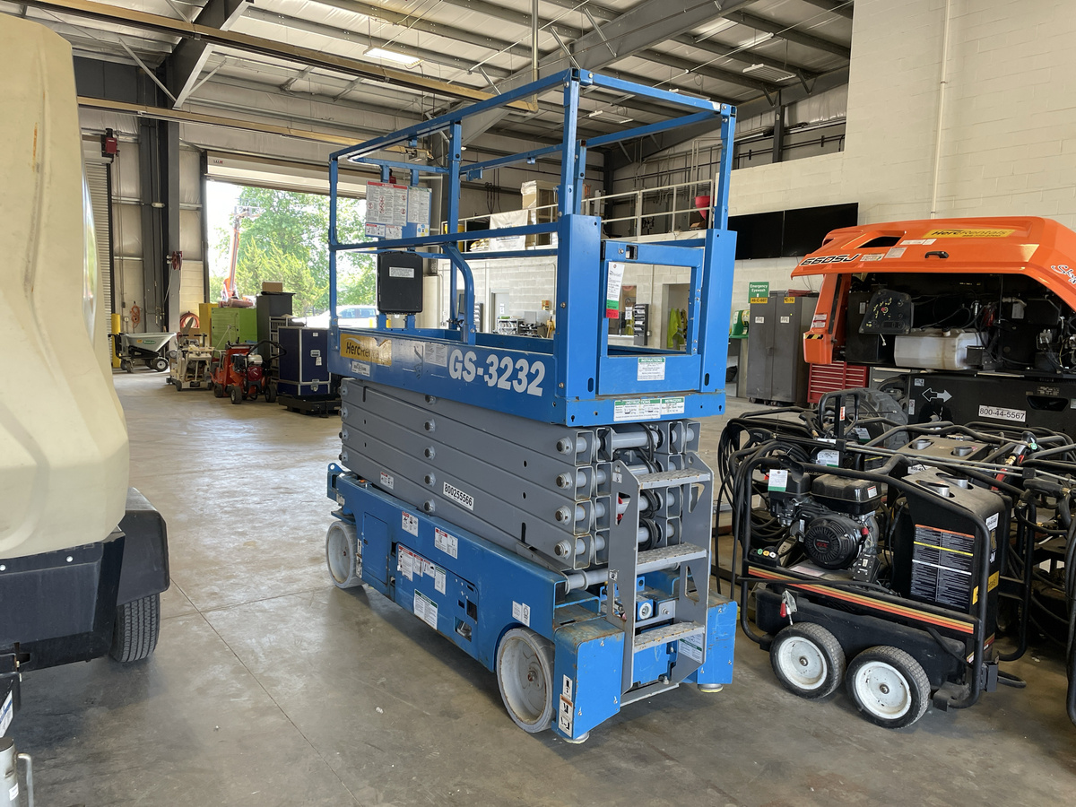 2019 Genie GS-3232-3