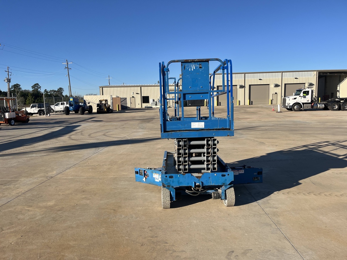 2018 Genie GS-3246-12