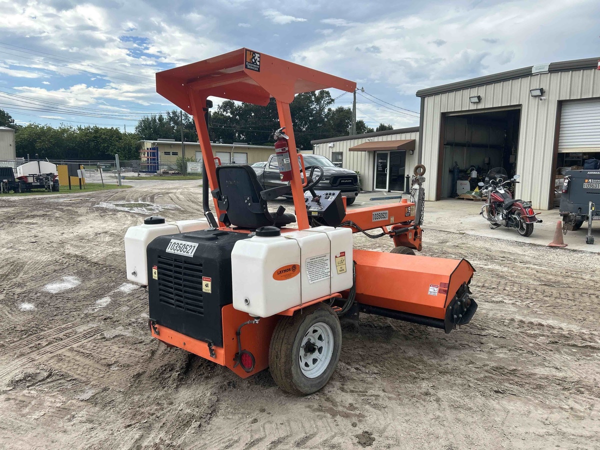 2022 LayMor SM300-4