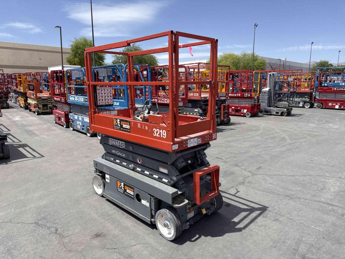 2018 Skyjack SJ3219
