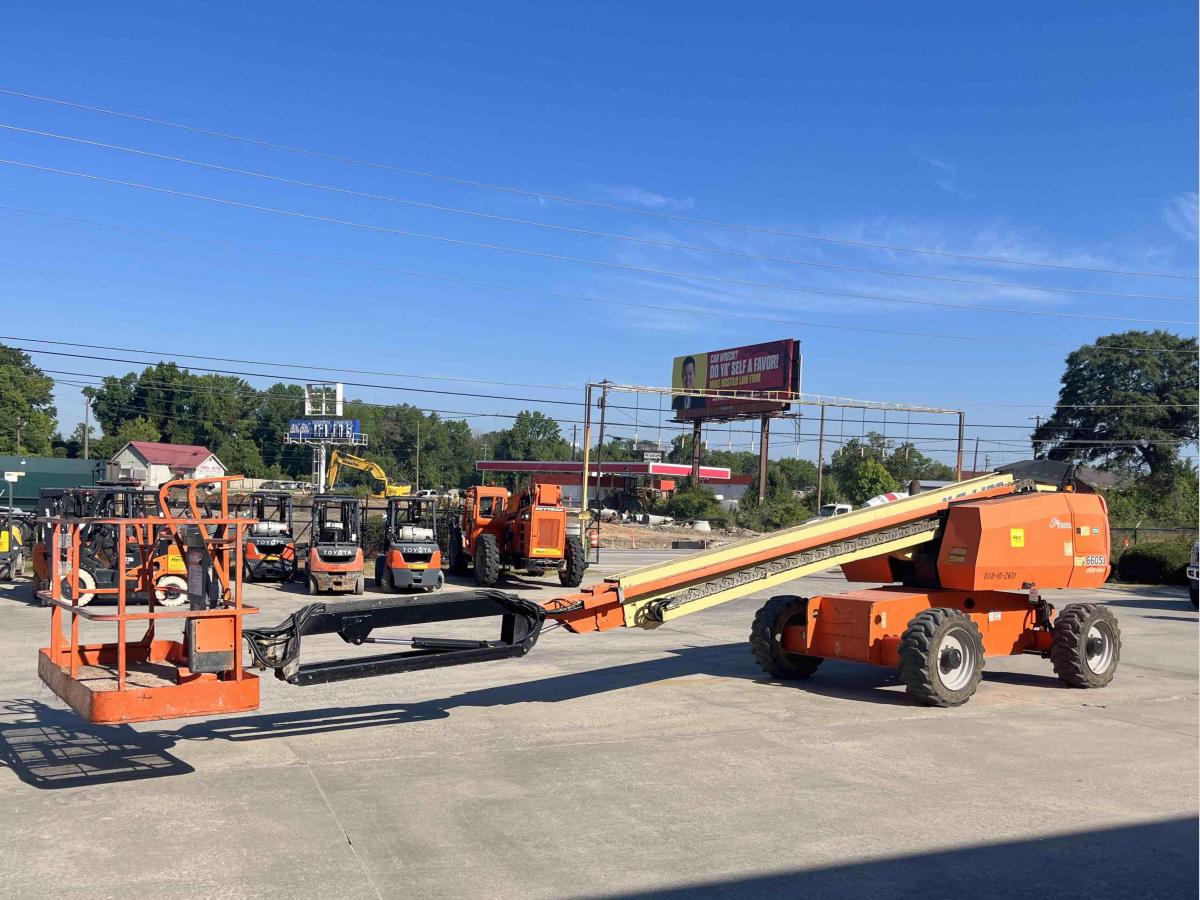 2016 JLG 660SJ